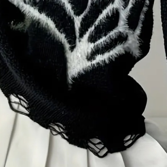 Super Soft Spider Web Perfect for Halloween Sweater - Picture 6 of 15